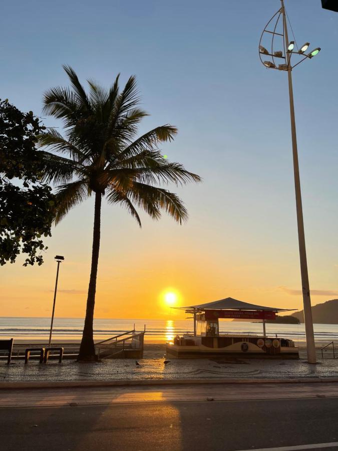 Apartamento Frente Mar 704 *